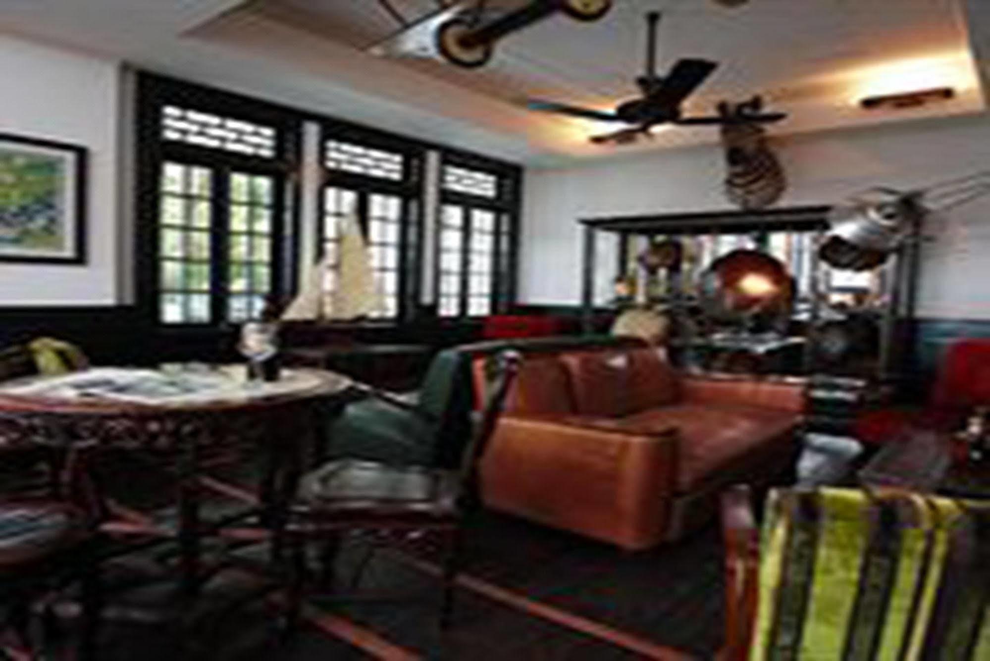 Indochinoise Residence Bangkok Exterior photo